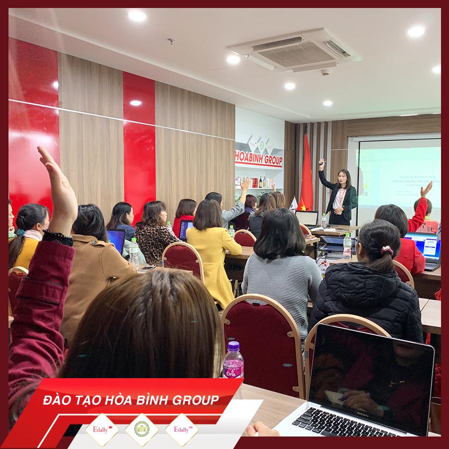 Hòa Bình Group đào tạo chuyên sâu về quản trị công cụ bán hàng Online 3