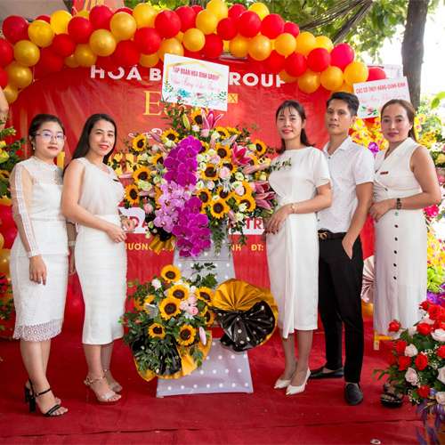 DALLY EX hân hoan chào đón và Chúc mừng thành công đến CỬA HÀNG NHƯỢNG QUYỀN HÙNG TRANG